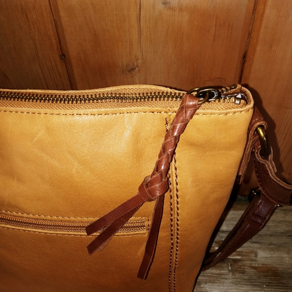 NWT The Sak Leather Crossbody - Picture 6 of 7